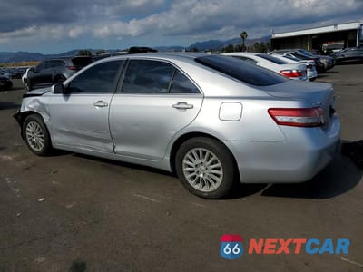 Drugie zdjęcie samochodu z przodu: 2011 TOYOTA CAMRY LE VIN:4T1BF3EK0BU736835 - miniatura