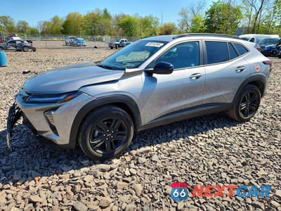 2025 CHEVROLET TRAX ACTIV KL77LKEP5SC135187 - główne zdjęcie licytacji z USA - miniatura