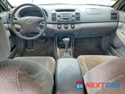 Zdjęcie 8 z 11 samochodu: 2002 TOYOTA CAMRY LE VIN:4T1BE32K22U525188 - miniatura