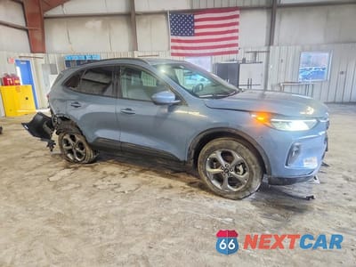 Czwarte zdjęcie samochodu z boku: 2025 FORD ESCAPE ST LINE SELECT VIN:1FMCU9NA2SUB34328 - miniatura