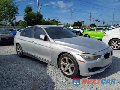 Czwarte zdjęcie samochodu z boku: 2012 BMW 328 I VIN:WBA3A5G52CNP17433 - miniatura