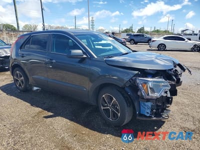 Czwarte zdjęcie samochodu z boku: 2026 KIA NIRO LX VIN:KNDCP3LE9T5329465 - miniatura