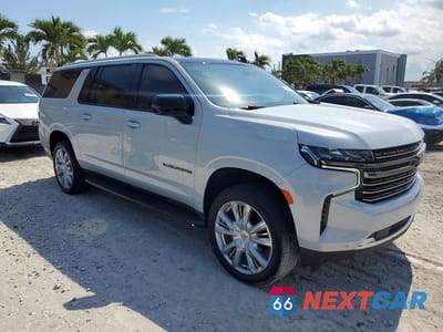 Czwarte zdjęcie samochodu z boku: 2022 CHEVROLET SUBURBAN K1500 RST VIN:1GNSKEKL1NR201844 - miniatura
