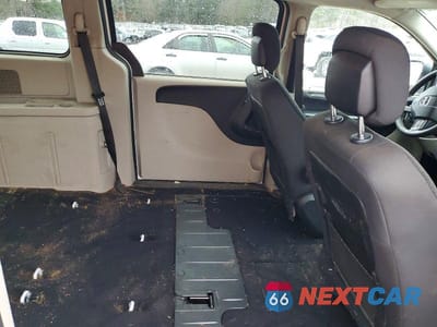 Zdjęcie 11 z 13 samochodu: 2019 DODGE GRAND CARAVAN SE VIN:2C4RDGBG3KR573286 - miniatura