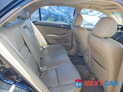 Zdjęcie 10 z 12 samochodu: 2004 HONDA ACCORD EX VIN:1HGCM66564A098508 - miniatura