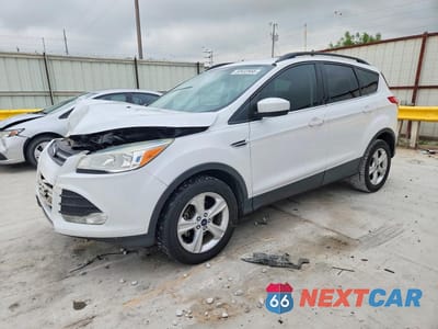 2016 FORD ESCAPE SE 1FMCU0GX5GUB07029 - główne zdjęcie licytacji z USA - miniatura