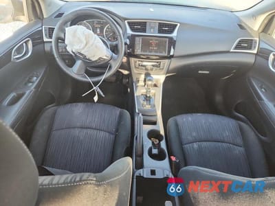 Zdjęcie 8 z 12 samochodu: 2019 NISSAN SENTRA SV VIN:3N1AB7AP2KY344802 - miniatura
