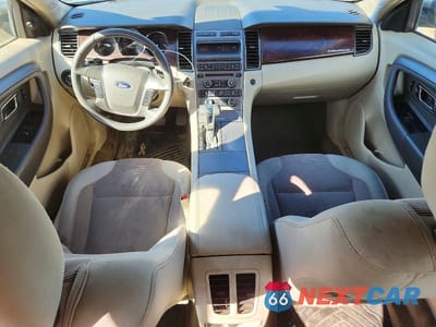 Zdjęcie 8 z 11 samochodu: 2010 FORD TAURUS SEL VIN:1FAHP2HW0AG112380 - miniatura