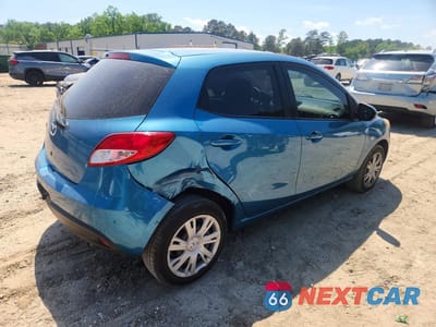 Trzecie zdjęcie samochodu z tyłu: 2012 MAZDA MAZDA2 VIN:JM1DE1KZ9C0137866 - miniatura