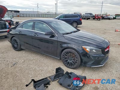 Czwarte zdjęcie samochodu z boku: 2019 MERCEDES-BENZ CLA 250 VIN:WDDSJ4EB5KN704696 - miniatura