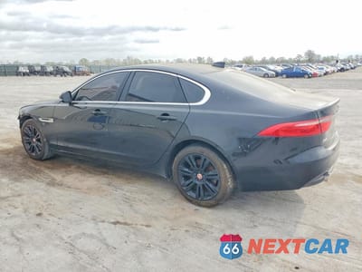 Drugie zdjęcie samochodu z przodu: 2016 JAGUAR XF PREMIUM VIN:SAJBD4BV9GCY21816 - miniatura