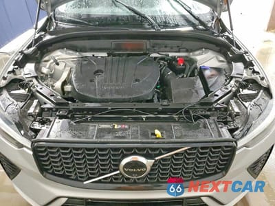 Zdjęcie 12 z 14 samochodu: 2025 VOLVO XC60 PLUS VIN:YV4M12RC7S1221306 - miniatura
