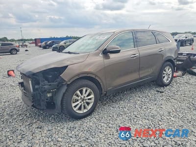 2019 KIA SORENTO LX V6 5XYPGDA53KG565996 - główne zdjęcie licytacji z USA - miniatura