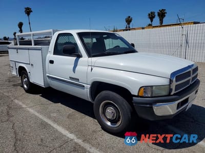Czwarte zdjęcie samochodu z boku: 2002 DODGE RAM 2500 VIN:3B6KC26Z92M258152 - miniatura