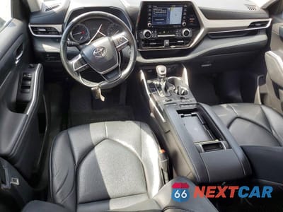 Zdjęcie 8 z 12 samochodu: 2022 TOYOTA HIGHLANDER XLE VIN:5TDHZRBH4NS575741 - miniatura