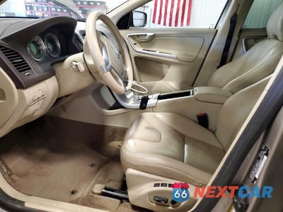 Zdjęcie 7 z 13 samochodu: 2012 VOLVO XC60 T6 VIN:YV4902DZ7C2244293 - miniatura