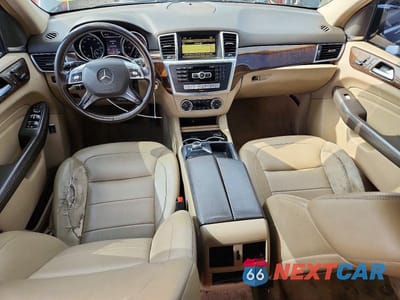 Zdjęcie 8 z 12 samochodu: 2012 MERCEDES-BENZ ML 350 BLUETEC VIN:4JGDA2EB2CA011502 - miniatura