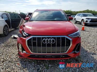 Piąte zdjęcie samochodu w środku: 2023 AUDI Q3 PREMIUM S LINE 45 VIN:WA1DECF33P1035510 - miniatura