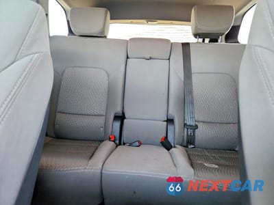 Zdjęcie 10 z 13 samochodu: 2017 HYUNDAI SANTA FE SE VIN:KM8SM4HF9HU197022 - miniatura