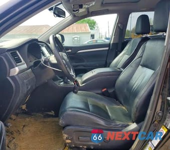 Zdjęcie 7 z 13 samochodu: 2015 TOYOTA HIGHLANDER VIN:5TDJKRFH7FS081729 - miniatura