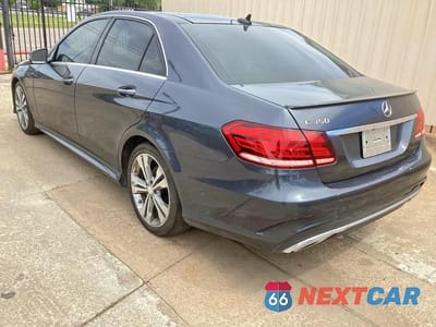 Trzecie zdjęcie samochodu z tyłu: 2014 MERCEDES-BENZ E 350 VIN:WDDHF5KB1EB057824 - miniatura