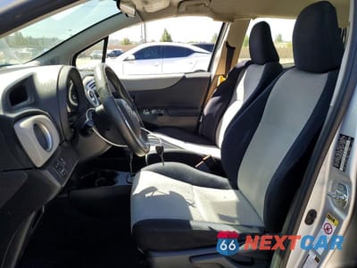 Zdjęcie 7 z 11 samochodu: 2012 TOYOTA YARIS 5-DOOR LE VIN:JTDKTUD3XCD517489 - miniatura