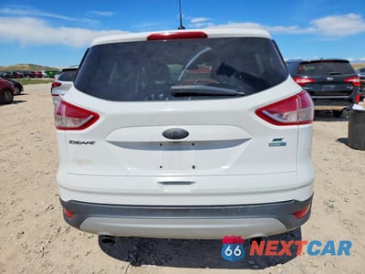 Zdjęcie 6 z 12 samochodu: 2015 FORD ESCAPE SE VIN:1FMCU9G90FUA81489 - miniatura