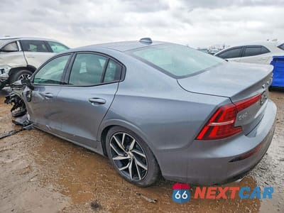 Drugie zdjęcie samochodu z przodu: 2020 VOLVO S60 T5 MOMENTUM VIN:7JR102FK4LG046873 - miniatura