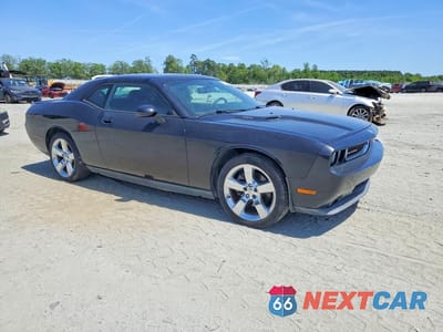 Czwarte zdjęcie samochodu z boku: 2009 DODGE CHALLENGER R VIN:2B3LJ54T39H511644 - miniatura
