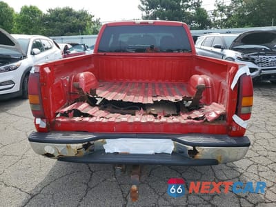 Zdjęcie 6 z 12 samochodu: 2002 CHEVROLET SILVERADO K1500 VIN:1GCEK19T22E210852 - miniatura