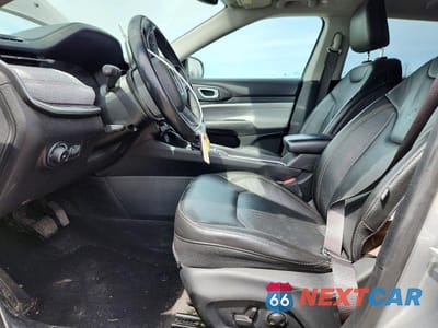 Zdjęcie 7 z 13 samochodu: 2022 JEEP COMPASS LATITUDE LUX VIN:3C4NJDFBXNT117999 - miniatura