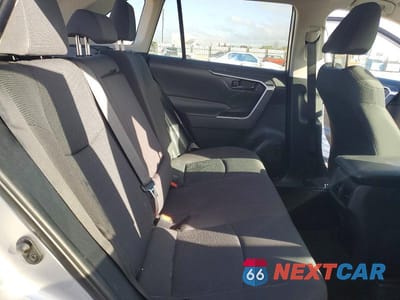 Zdjęcie 11 z 13 samochodu: 2024 TOYOTA RAV4 LE VIN:2T3F1RFV1RW436279 - miniatura
