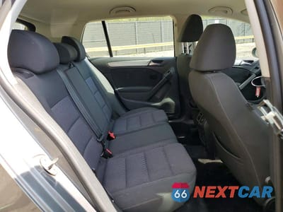 Zdjęcie 10 z 12 samochodu: 2013 VOLKSWAGEN GOLF VIN:WVWDB7AJ7DW139833 - miniatura