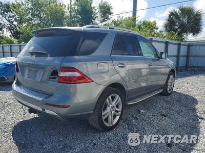 Trzecie zdjęcie samochodu z tyłu: 2015 MERCEDES-BENZ ML 350 VIN:4JGDA5JB9FA598759 - miniatura