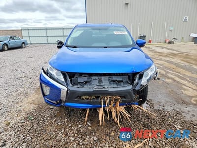 Piąte zdjęcie samochodu w środku: 2018 MITSUBISHI ECLIPSE CROSS ES VIN:JA4AS3AAXJZ065226 - miniatura