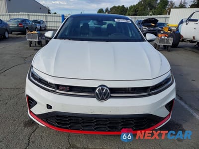 Piąte zdjęcie samochodu w środku: 2025 VOLKSWAGEN JETTA GLI AUTOBAHN VIN:3VW2T7BU9SM031818 - miniatura