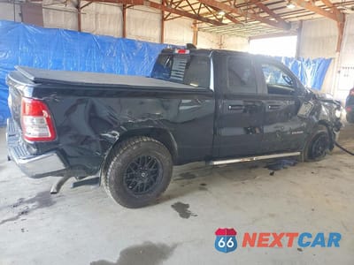 Trzecie zdjęcie samochodu z tyłu: 2022 RAM 1500 BIG HORN VIN:1C6RRFBG4NN237859 - miniatura