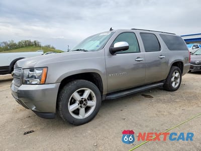 2008 CHEVROLET SUBURBAN K1500 LS 3GNFK16398G183781 - główne zdjęcie licytacji z USA - miniatura