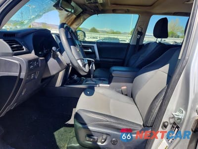 Zdjęcie 7 z 13 samochodu: 2020 TOYOTA 4RUNNER SR5 PREMIUM VIN:JTEBU5JR2L5785602 - miniatura