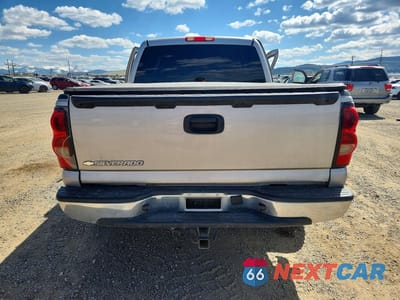Zdjęcie 6 z 12 samochodu: 2006 CHEVROLET SILVERADO K1500 VIN:2GCEK13T661221854 - miniatura