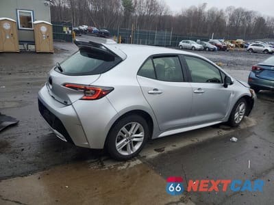 Trzecie zdjęcie samochodu z tyłu: 2019 TOYOTA COROLLA HATCHBACK SE VIN:JTNK4RBE8K3071163 - miniatura