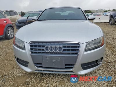 Piąte zdjęcie samochodu w środku: 2012 AUDI A5 PREMIUM PLUS VIN:WAULFAFH9CN000484 - miniatura