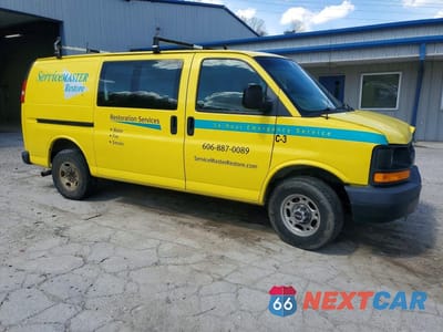 Czwarte zdjęcie samochodu z boku: 2008 CHEVROLET EXPRESS 3500 UTILITY / SERVICE VAN VIN:1GCHG35K181188608 - miniatura