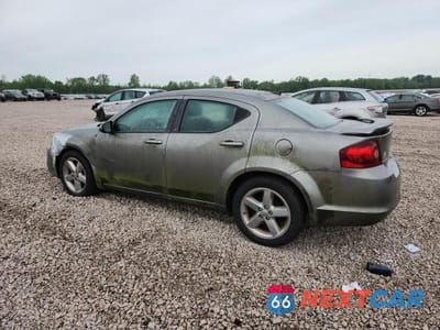 Drugie zdjęcie samochodu z przodu: 2013 DODGE AVENGER SXT VIN:1C3CDZCB3DN685482 - miniatura