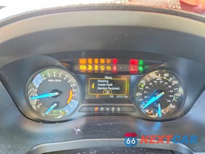 Zdjęcie 9 z 13 samochodu: 2016 FORD EXPLORER VIN:1FM5K8B84GGA41956 - miniatura