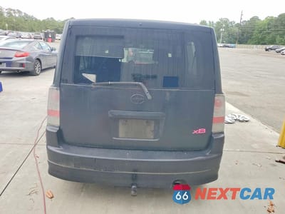 Zdjęcie 6 z 12 samochodu: 2005 TOYOTA SCION XB VIN:JTLKT334554018823 - miniatura