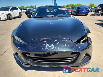 Piąte zdjęcie samochodu w środku: 2025 MAZDA MX-5 MIATA SPORT VIN:JM1NDAB75S0659611 - miniatura