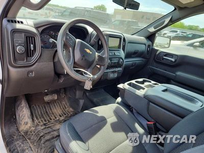 Zdjęcie 8 z 12 samochodu: 2019 CHEVROLET SILVERADO C1500 VIN:3GCNWAEH4KG253779 - miniatura