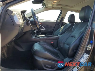 Zdjęcie 7 z 12 samochodu: 2017 MAZDA 3 GRAND TOURING VIN:3MZBN1M39HM130353 - miniatura