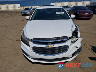 Piąte zdjęcie samochodu w środku: 2015 CHEVROLET CRUZE LT VIN:1G1PC5SB7F7125930 - miniatura